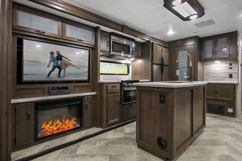 Travel trailer with full size refrigerator new arrivals